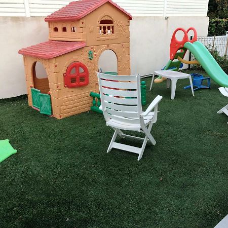 Les Lauriers Roses Otel Bourg-lès-Valence Dış mekan fotoğraf