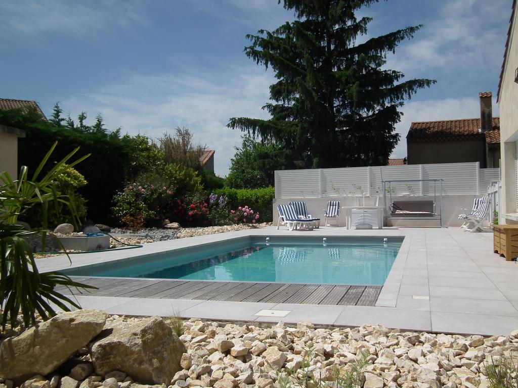 Les Lauriers Roses Otel Bourg-lès-Valence Dış mekan fotoğraf